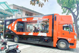 黑白威廉 Fighting